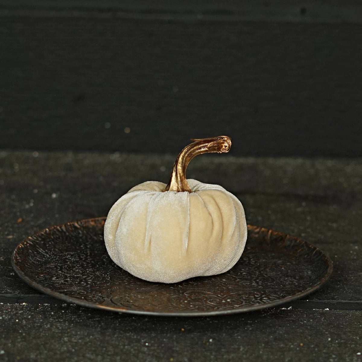 4in Velvet Pumpkin in Champagne