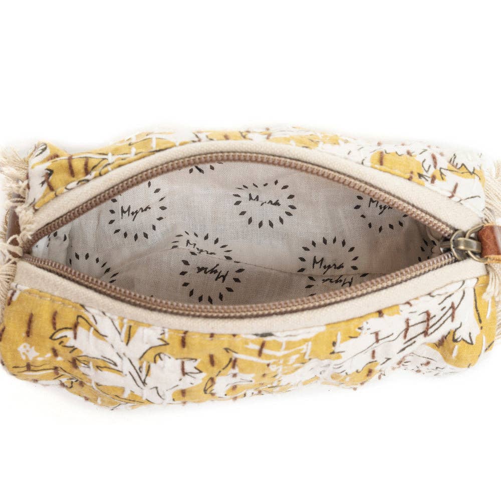 CC Golden Prairie Leaf Toiletries Bag 10845