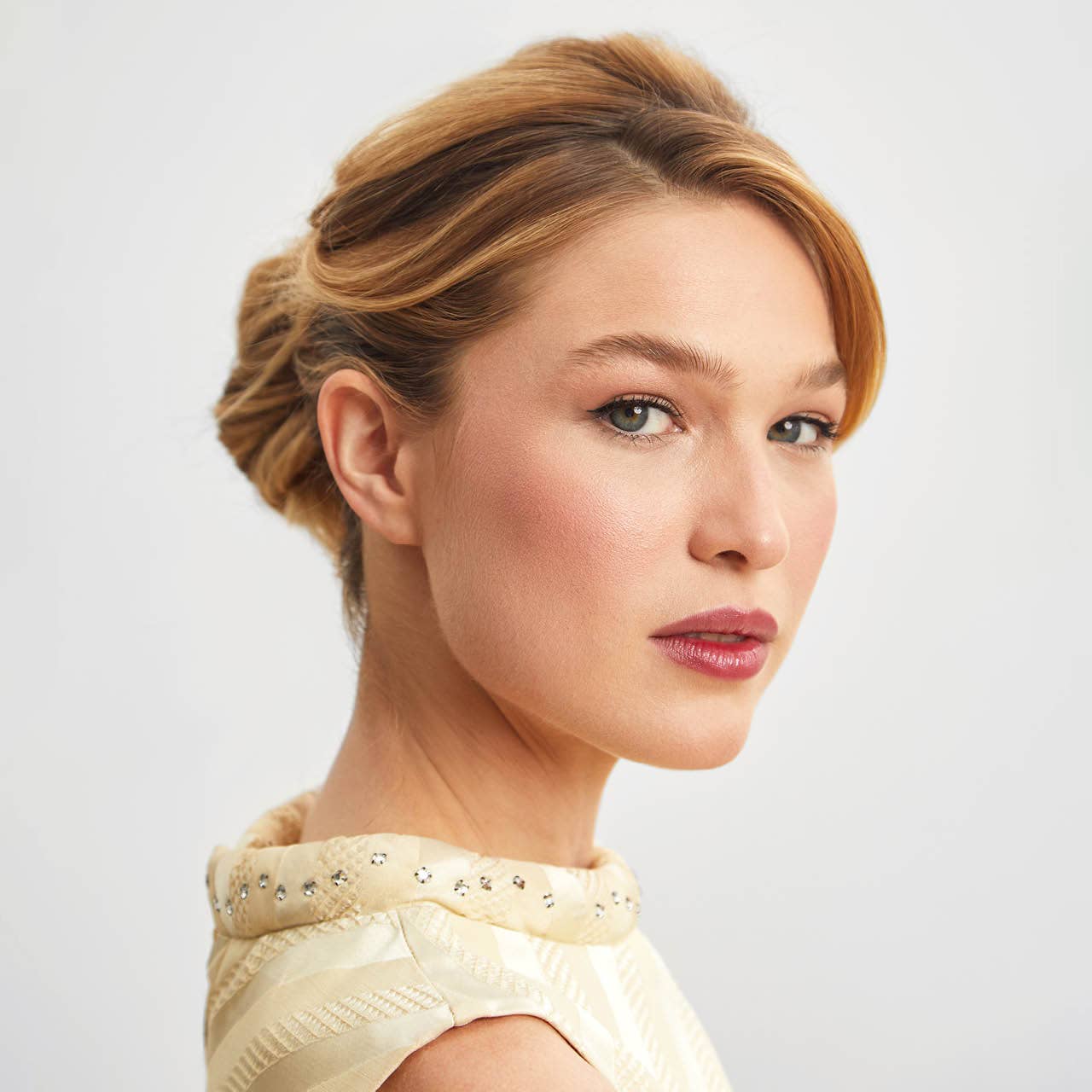 CC Open Shape Claw Clip - Gold