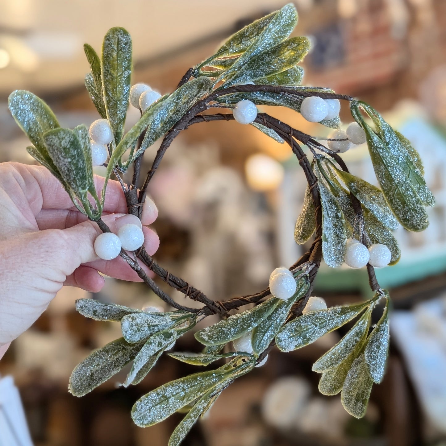 Frosted Mistletoe Candle Ring