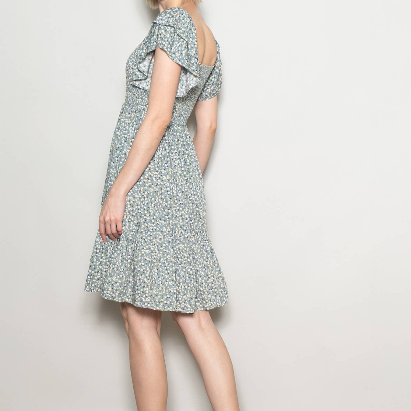 Flutter Sleeve Sweetheart Neckline Vintage Floral Dress in Sage