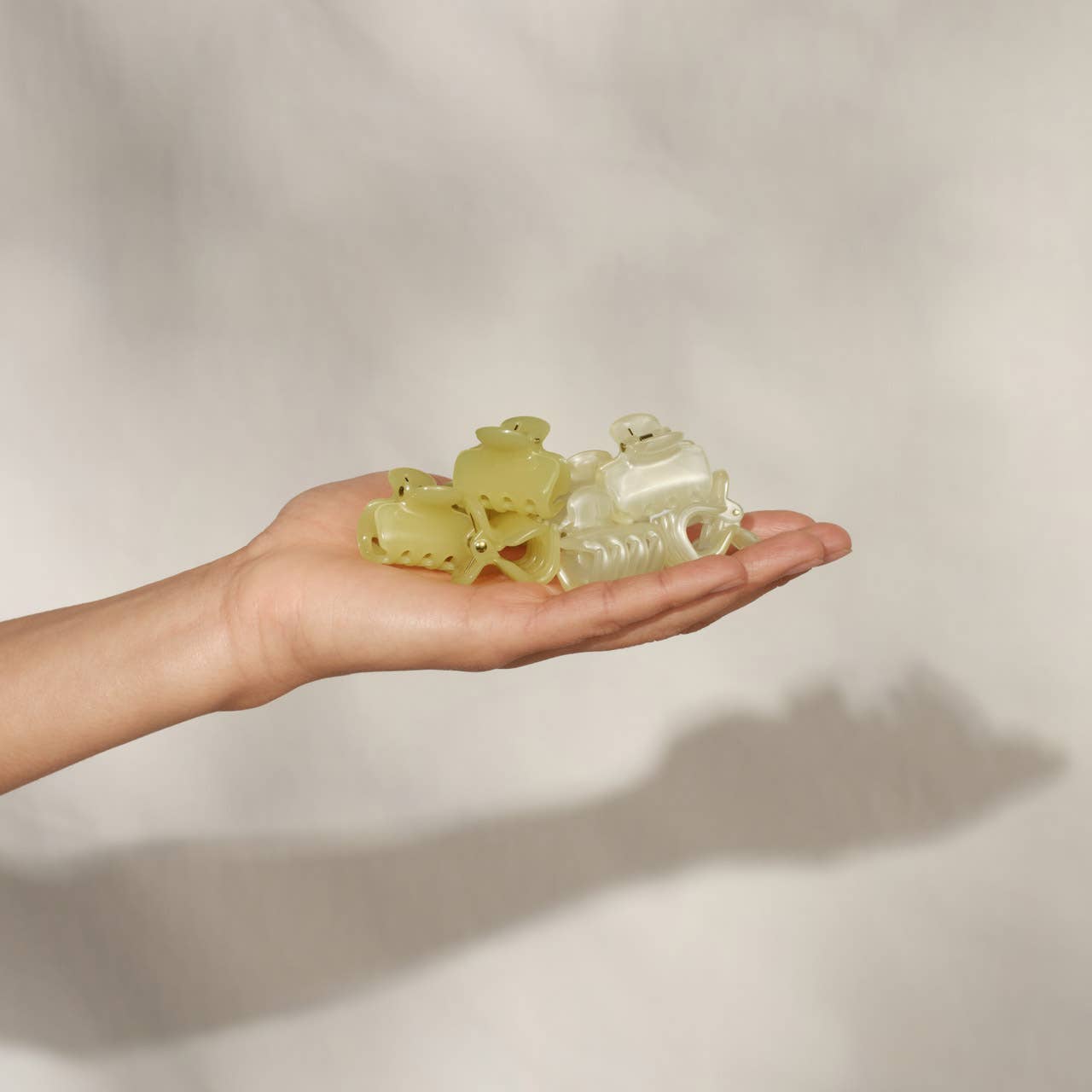 CC Mini Jelly Cloud Clips 8pc Set - Pearlized Cream & Butter Yellow+