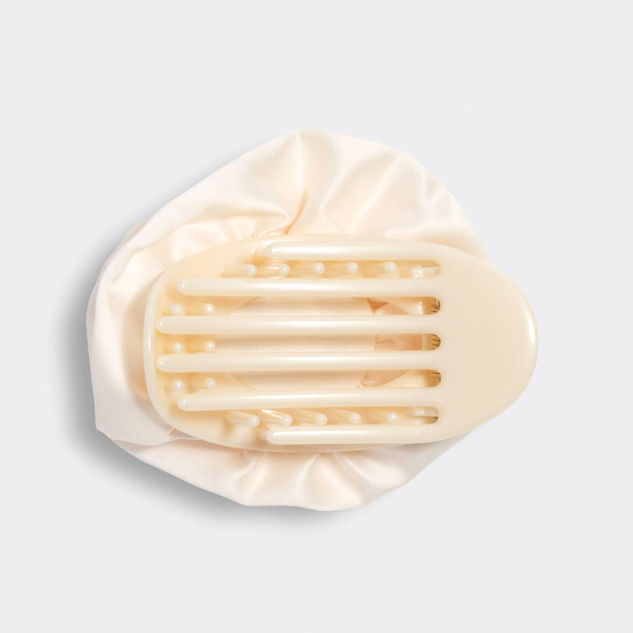 CC Satin Rosette Medium Flat Cloud Clip - Cream