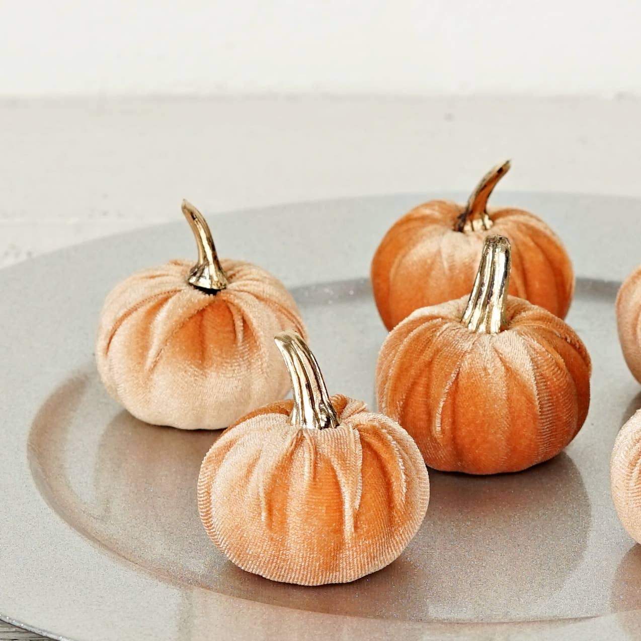 Bag of 6 Velvet 2in Pumpkins in Peach