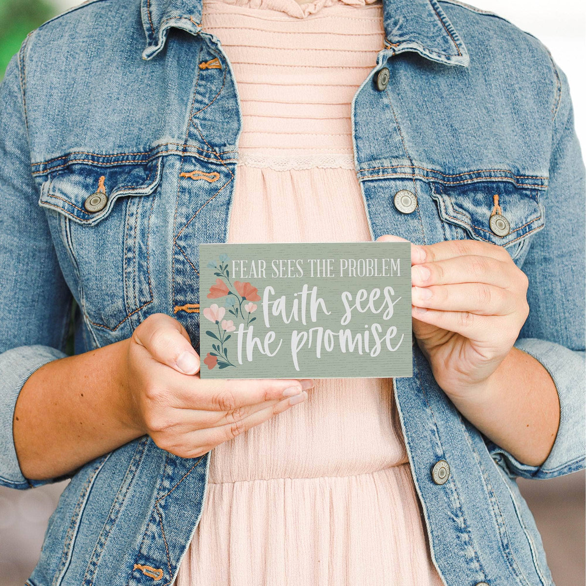Faith Sees The Promise Sign