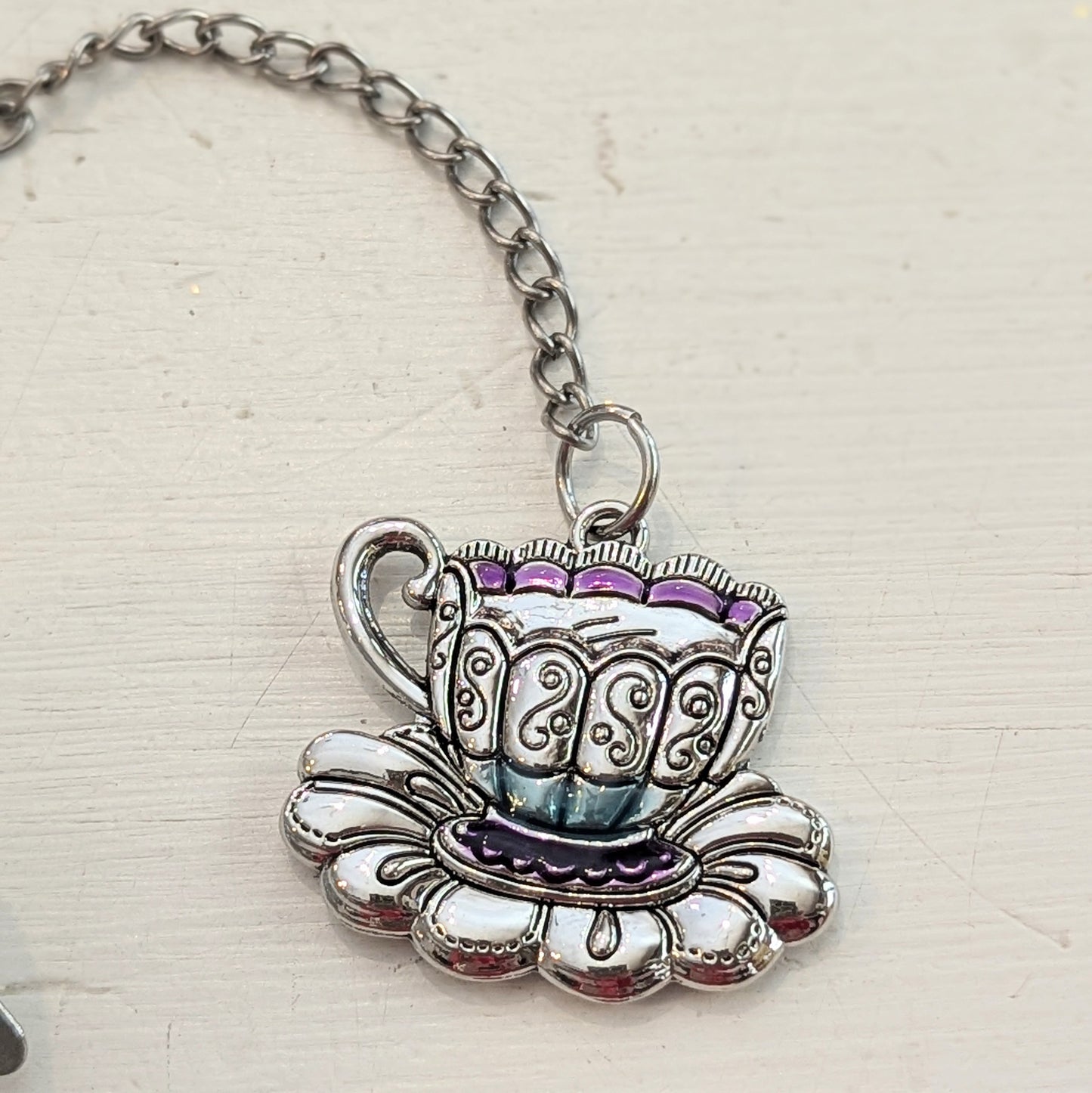 Tea Infuser with Teacup Accent