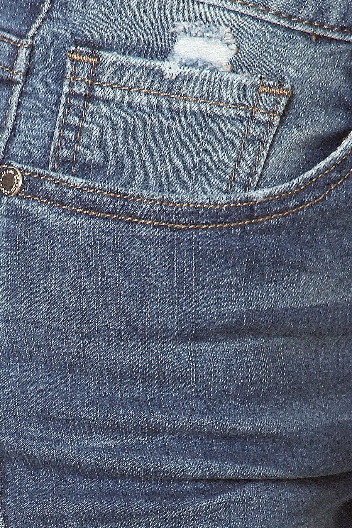 Mid-Rise Distressed Denim Shorts – Cuffed Hem & Classic 5-Pocket Style