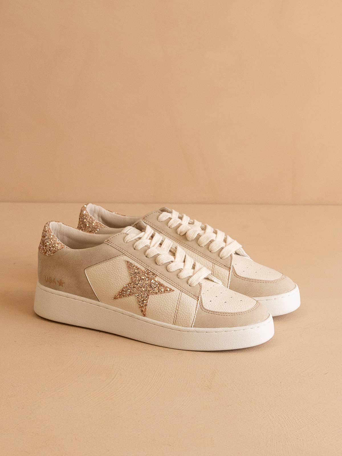 Beige Glitter Star Sneakers – Trendy Casual Women’s Shoe