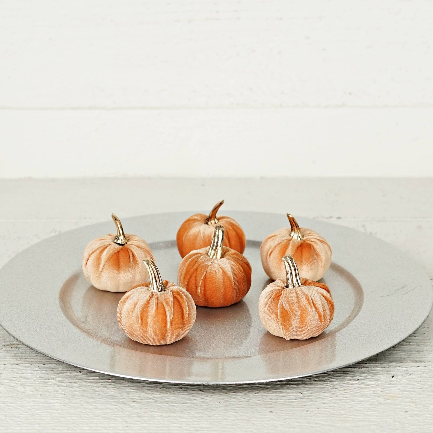 Bag of 6 Velvet 2in Pumpkins in Peach