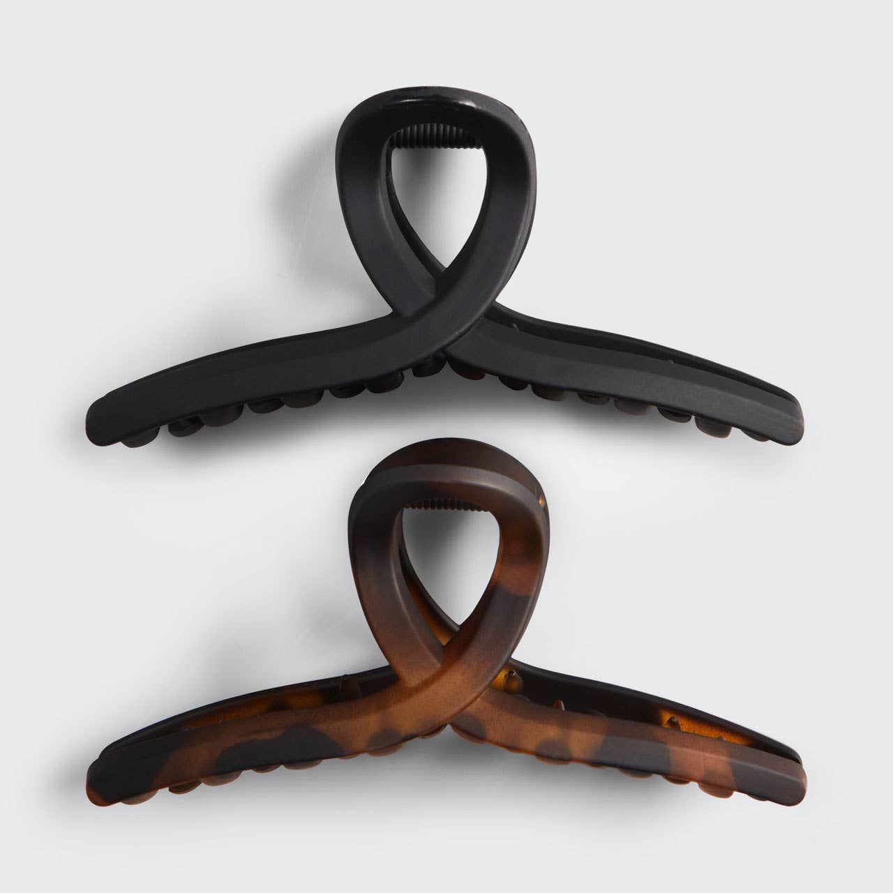 CC Recycled Plastic Large Loop Claw Clips 2pc - Black & Tort
